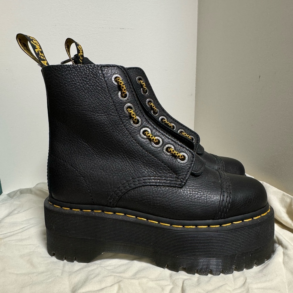 Dr. Martens Sinclair Max Pisa Leather Platform Boots